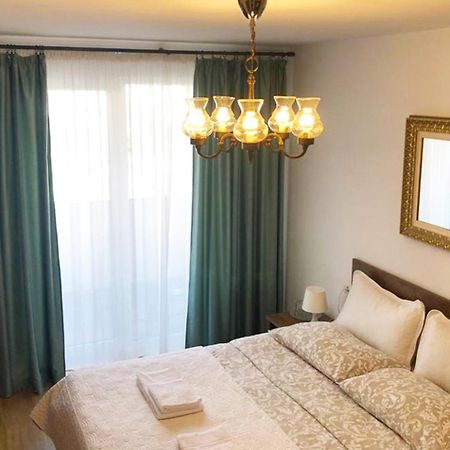 Elegantza Suites Brasov Exterior photo