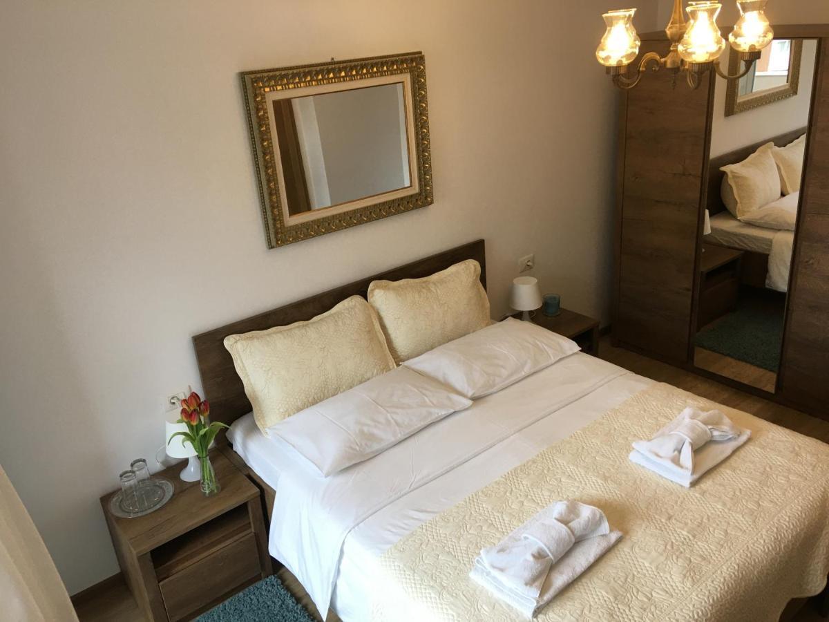 Elegantza Suites Brasov Exterior photo